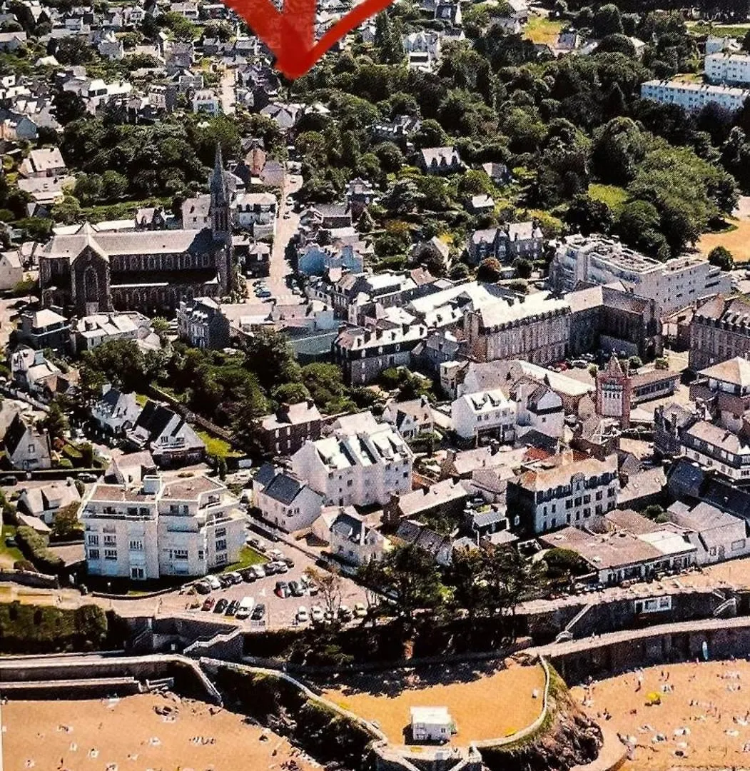 La Maison De La Plage-A 2 Pas De La Plage Du Casino Saint-Quay-Portrieux Frankrike